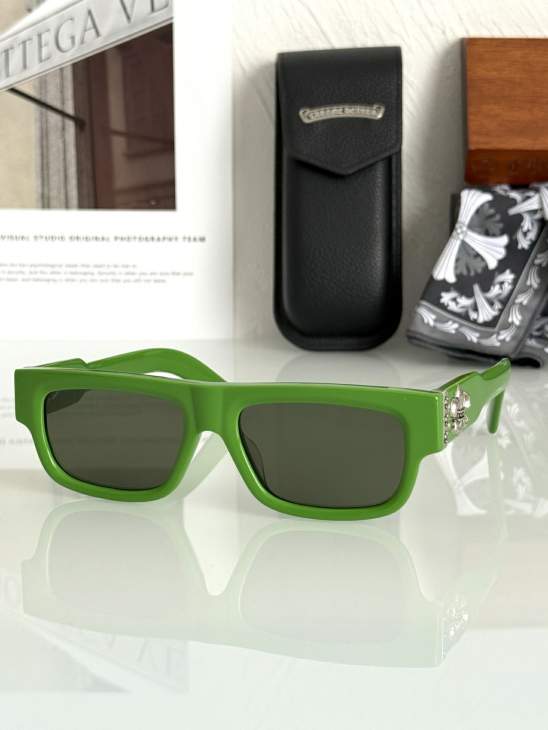 Picture of Chrome Hearts Sunglasses _SKUfw73585893fw